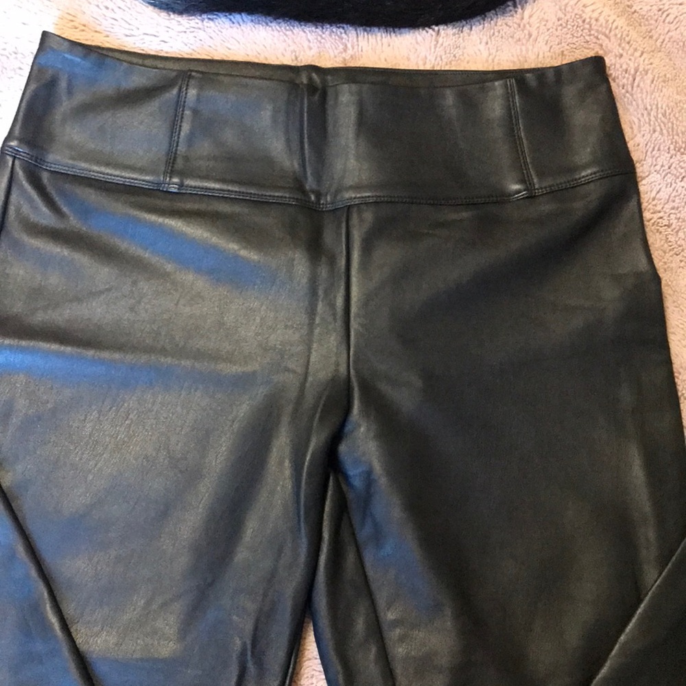 Reitmans Black Faux Leather Leggings